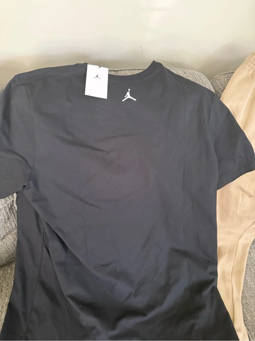 New Nike t shirt and jogger set. Both size XL new with tags. Never worn